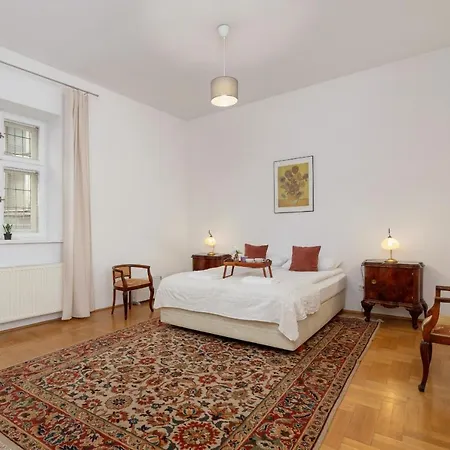 Beautiful Apartament In The Heart Of Market Square By Renters Krasków