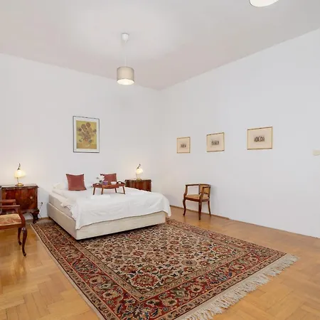 Beautiful Apartament In The Heart Of Market Square By Renters Διαμέρισμα Krasków