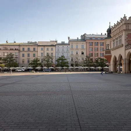 Beautiful Apartament In The Heart Of Market Square By Renters Διαμέρισμα *