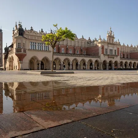 Beautiful Apartament In The Heart Of Market Square By Renters Lägenhet *