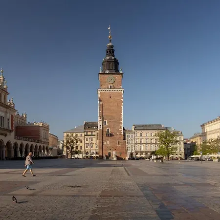 Beautiful Apartament In The Heart Of Market Square By Renters Lägenhet